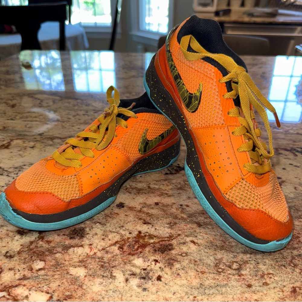 Nike Ja 1 SE Mandarin Orange Sneakers size 5.5